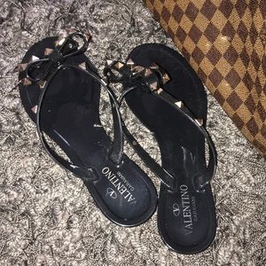 Valentino garavani rockstud jelly thong